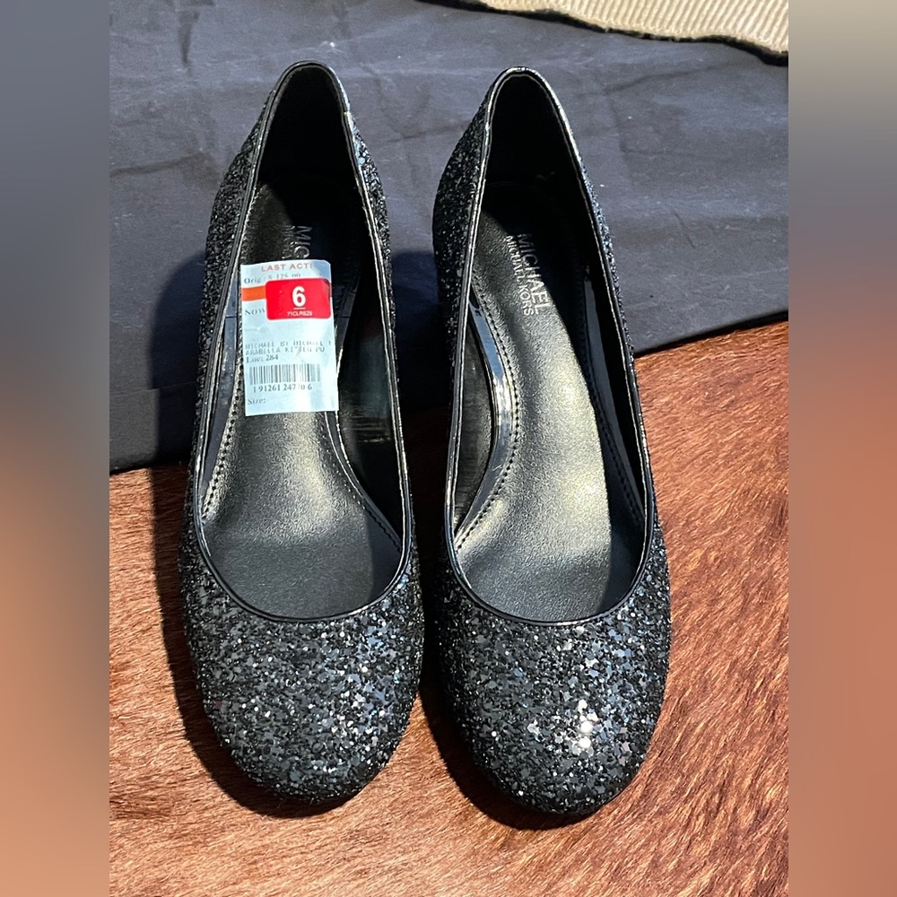 👠Michael kors women heels black size 6 - Picture 8 of 9